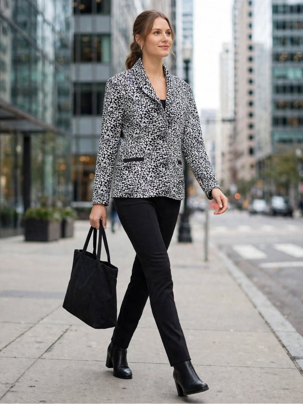 Hunter Bell Blazer Jacket: Black Batik Jackets & Outerwear size 4